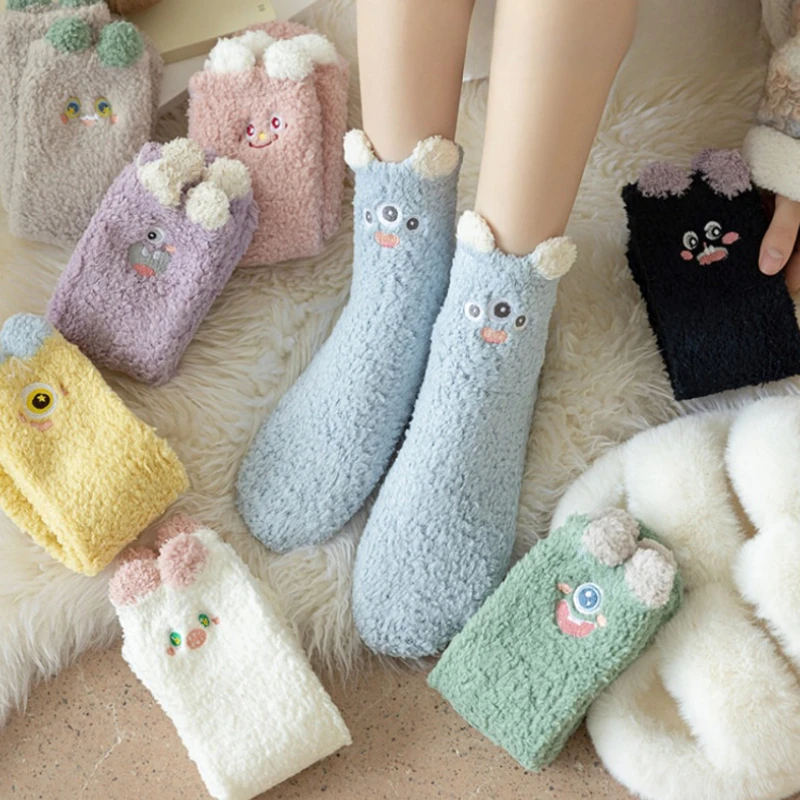 شتاء جديد جوارب بأشكال مضحكة النساء لطيف الكرتون ثلاثية الأبعاد الأذن المطرزة الحيوان نمط الجوارب الطويلة سميكة الدافئة المرجان الصوف المنزل جوارب يمكن السير بها على الأرض #4