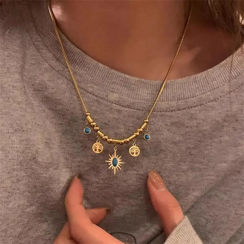 Retro Vintage Sunflower Necklace Niche Design Female Clavicle Chain Neack Decoration Jewelry Gifts for Girls Women image 2