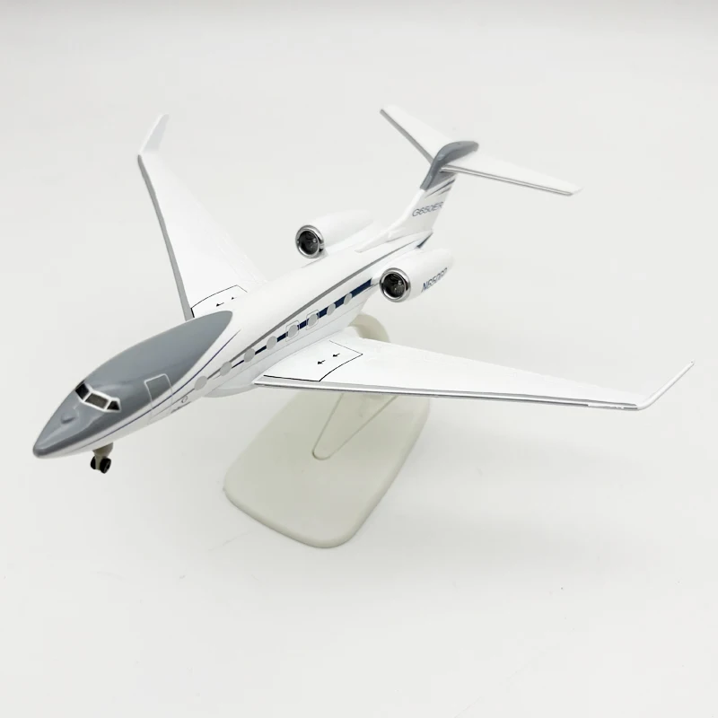 20cm Metal Gulfstream G650ER Business Model Planes Scale Aircraft Diecast With Wheels Base Miniature Airplane Static Collection view 2
