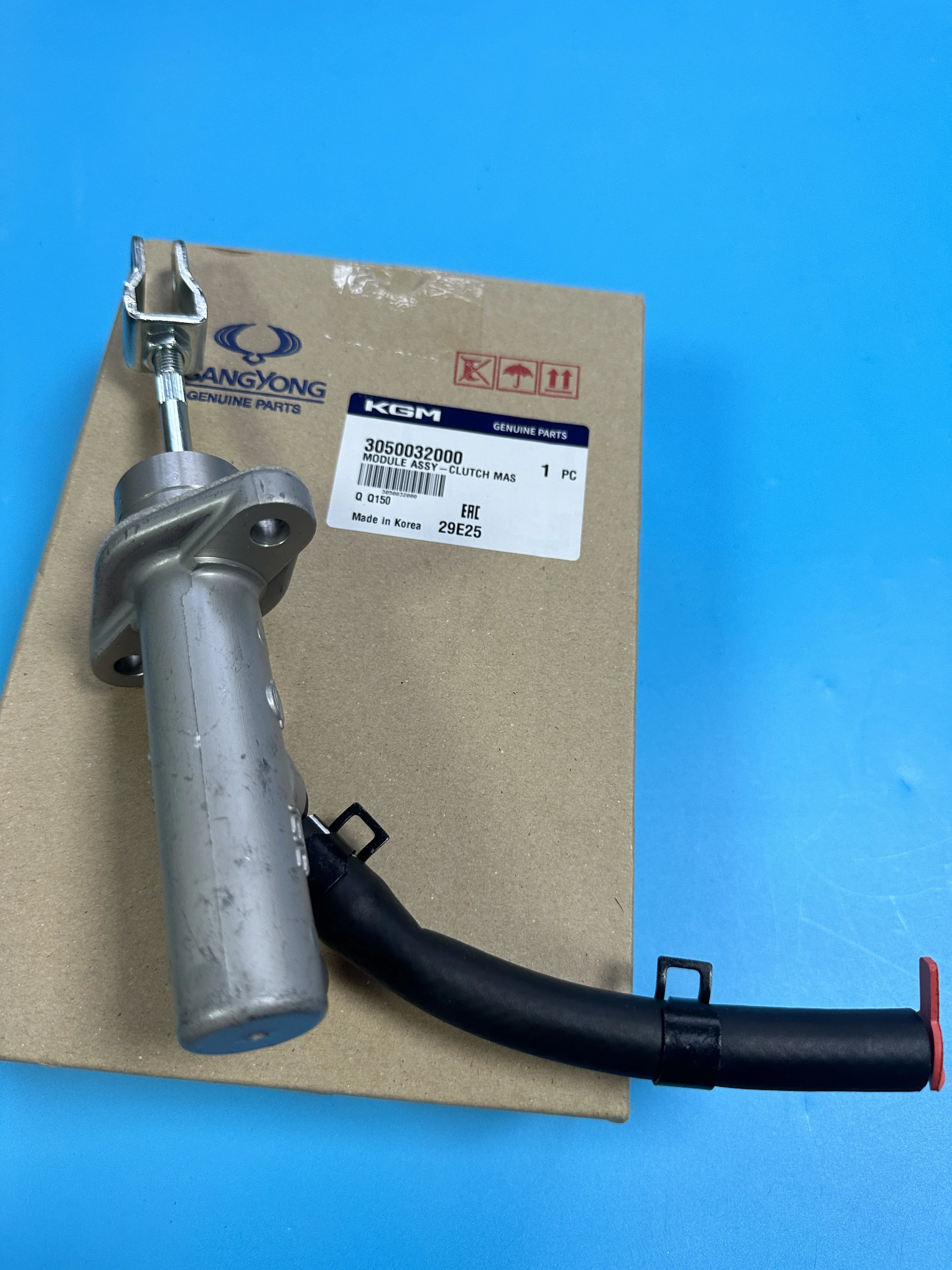 

Genuine Clutch Master Cylinder Module Assy 3050032000 For Ssangyong Actyon Actyon Sports II