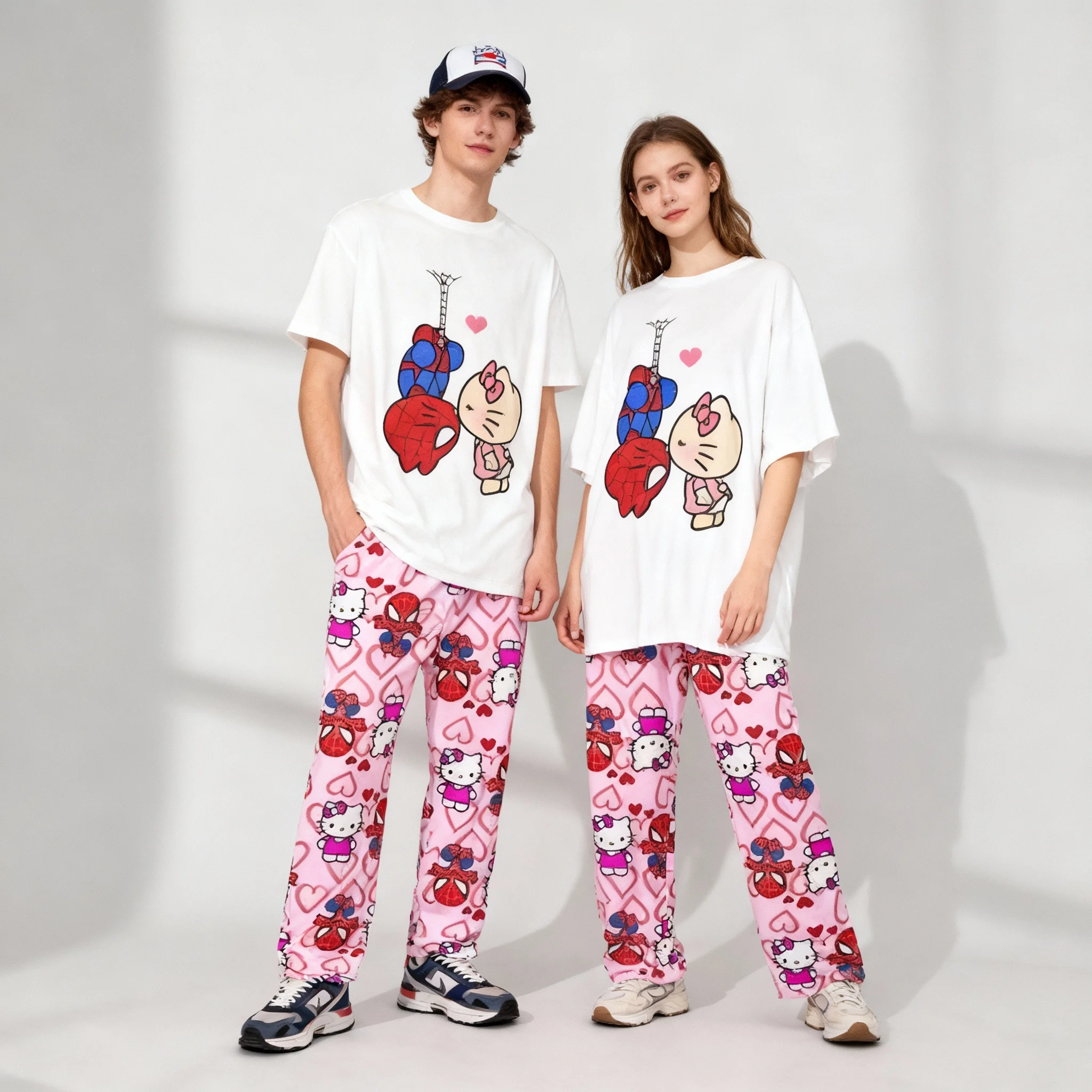 

Весенне-осенний хит продаж, серия Disney, милый крутой человек-паук, прямые брюки с короткими рукавами, комплект для взрослых, семейный комплект, новый стиль