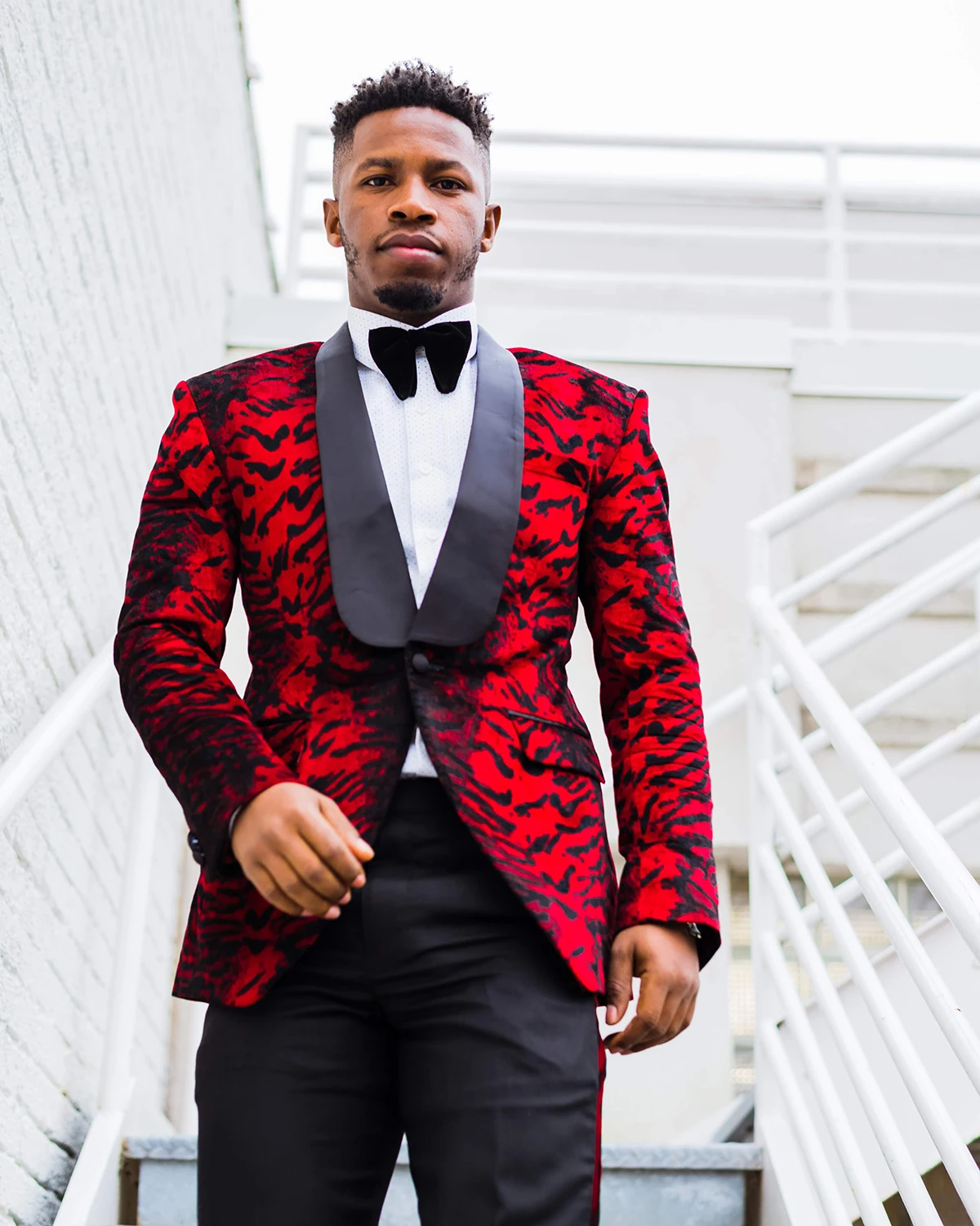 Fatos de smoking vermelhos masculinos, lapela xale, um botão, blazer vívido personalizado, calças, personalizadas, festa do noivo bonito, moda, 2 peças