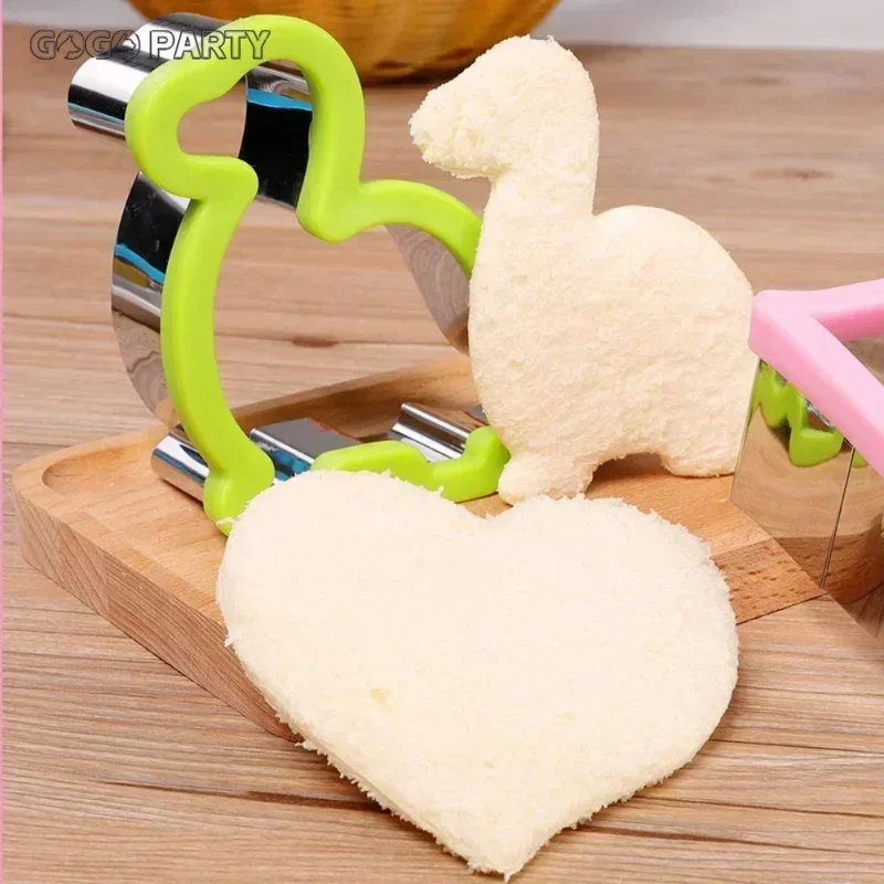 Cartoon Cute Bread Sandwich Cutter Kids Breakfast Lunch Vegetable Cutting Mold Dinosaur Butterfly Shape Cookie Baking