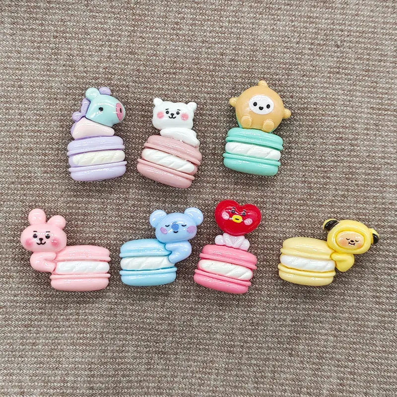 1/7Pcs Set Bt21 Cake Doll Series Brooch Children Clothing Pin Decoration Boy Girl Backpack Resin Badge Accessories Holiday Gifts