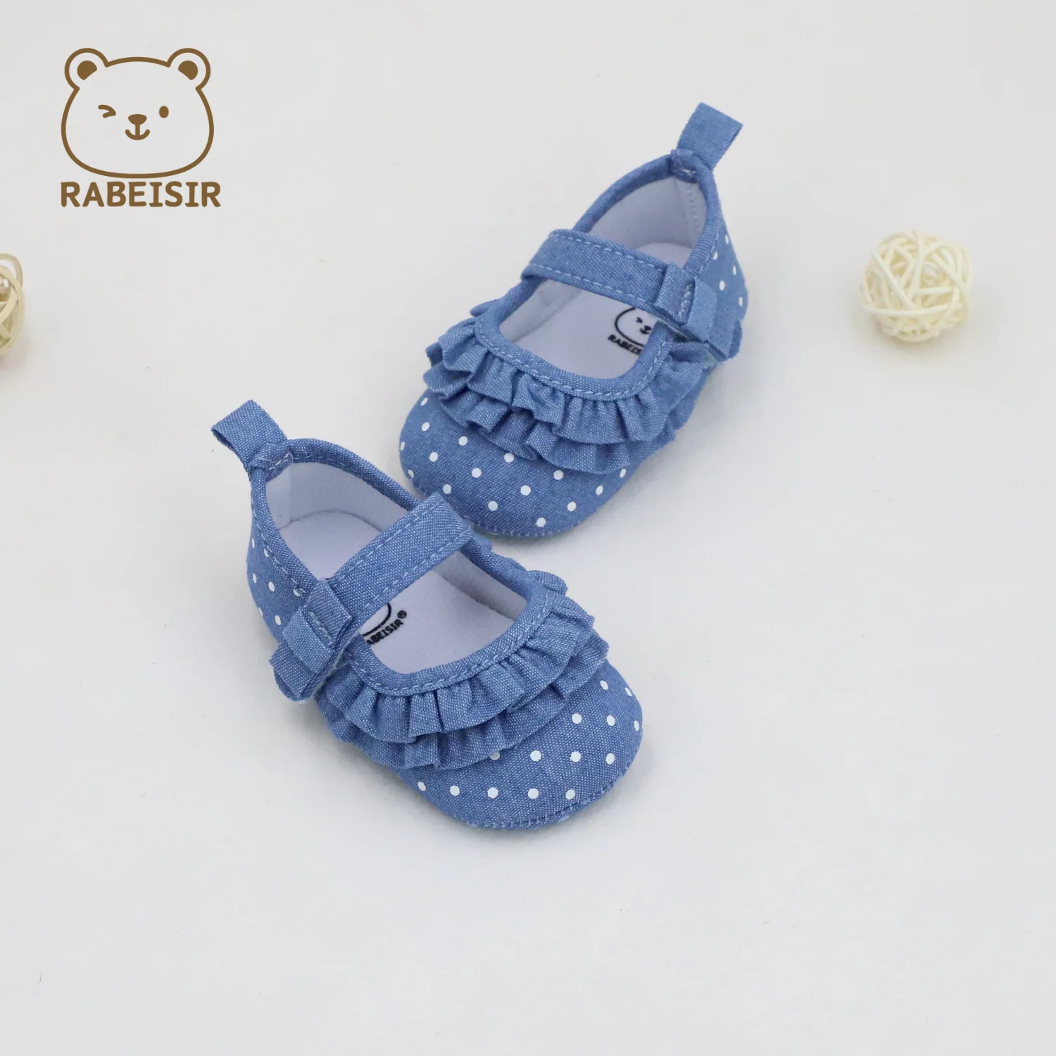 الربيع والخريف السنة الجديدة أحذية المشي للأطفال 0-1 ونصف سنة الإناث الطفل القماش سوليد الطابق الأحذية لينة سوليد مريحة