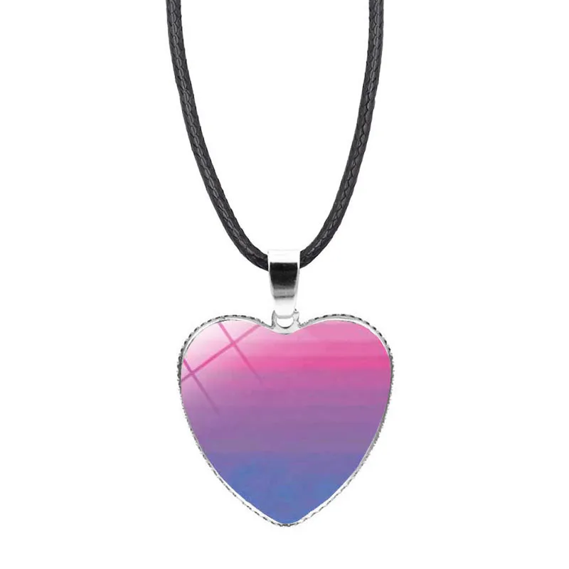 Gay Pride Rainbow Gay Pride Heart Necklace Women Versatile LGBT Love Pendant Sweater Chain Wholesale