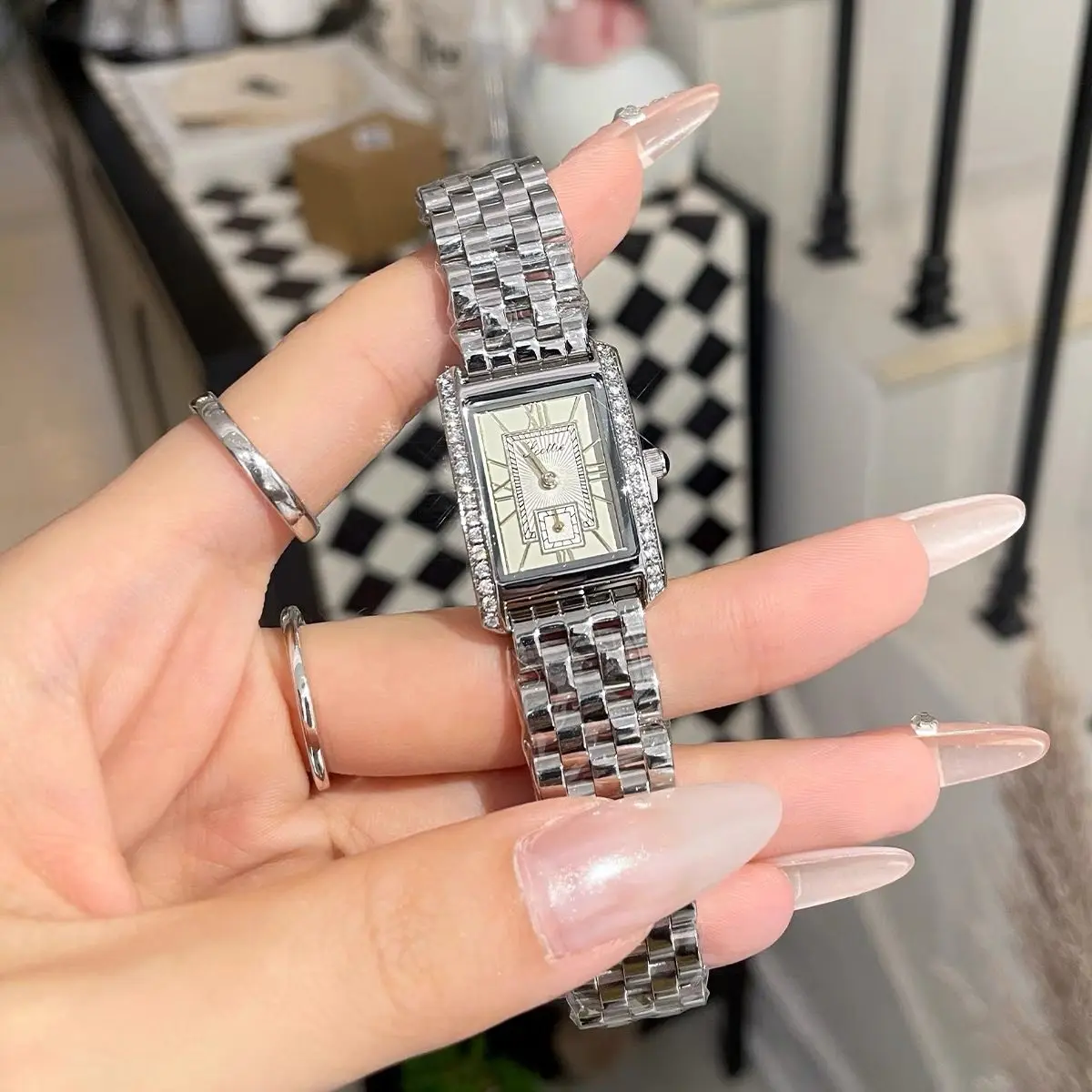 

Manufacturer supplies scottie new square steel belt women's watch with diamond dial independent second hand belt watch 9655