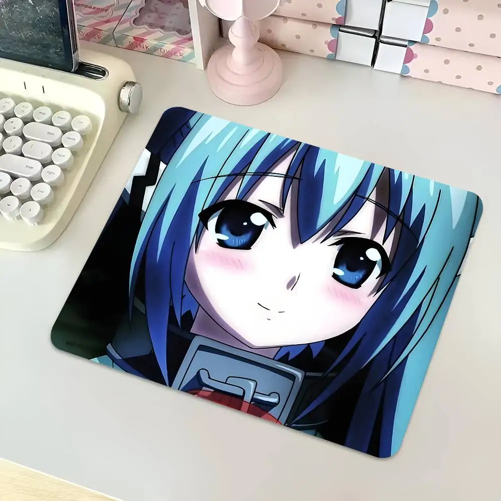 Nymph Heaven's Lost Property Mousepad Small LockEdge Mouse Pad For Gamers Computer Desk Pad Rectangular Anti-slip Rubber