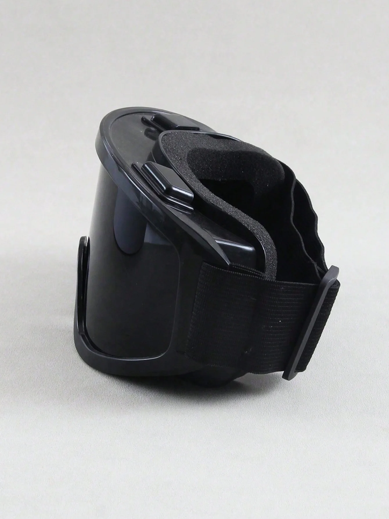 Safety goggles Motorcycle helmet Outdoor sports Windproof and dustproof Skiing and snowboarding goggles image 2