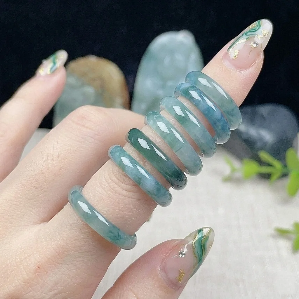 3mm Dünner Natürlicher Blauer Jadeit-Ring für Frauen, Eisblauer Stapelbarer Jade-Ring, Eleganter Fingerschmuck, Jubiläumsgeschenk für Sie