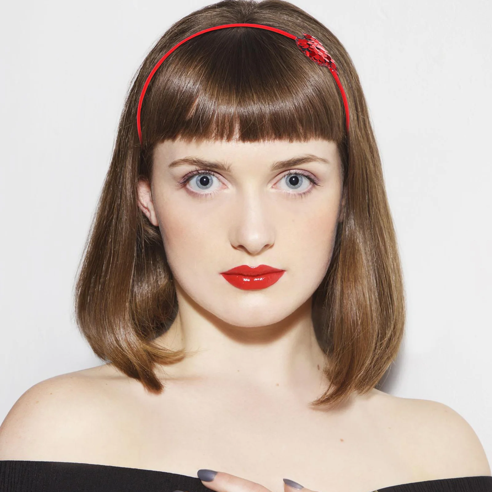 

6pcs Heart Headbands Red Sequin Valentine Hair Accessories for Girls Women Romantic Party Lightweight Comfortable Chic Fashion