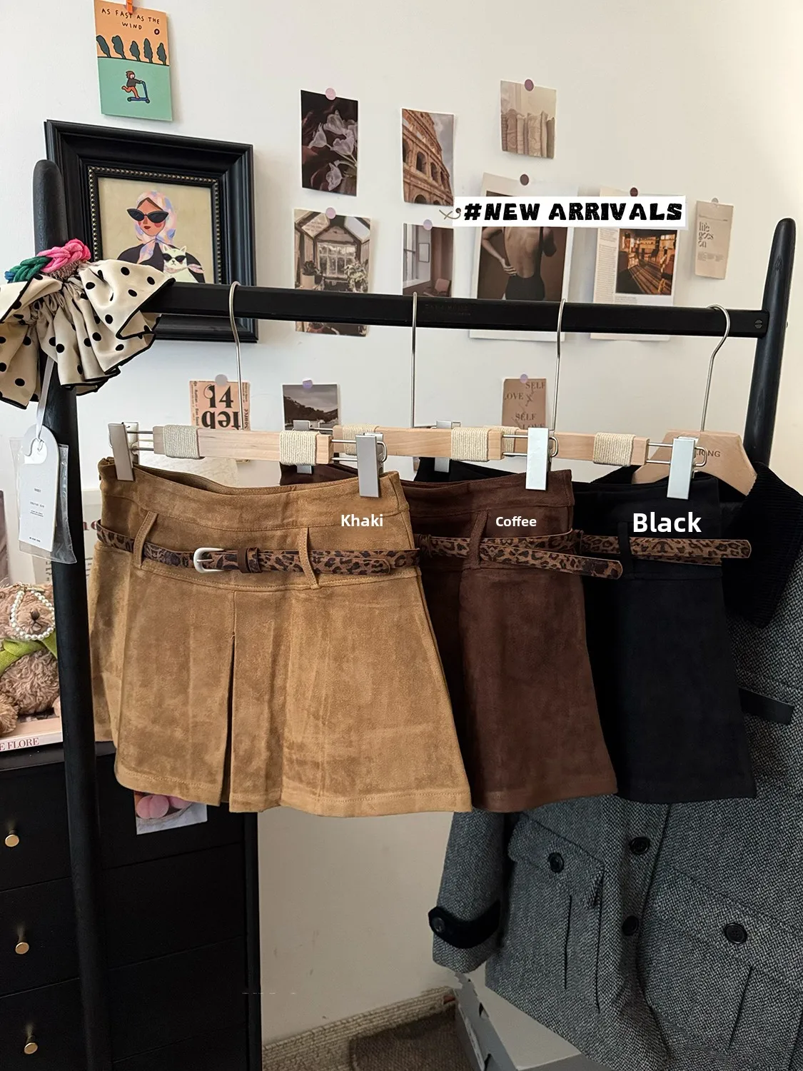 

Slimming High Waist Leather Velvet Material Semi-Body Skirt Design Sense Bule Decoration ort Skirt Ele Sle Casual S...