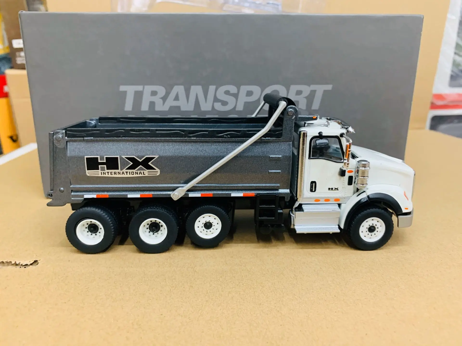 INTERNATIONAL HX620 DUMP TRUCK WHITE 1:50 SCALE DIECAST BY DIECAST MASTERS 71013