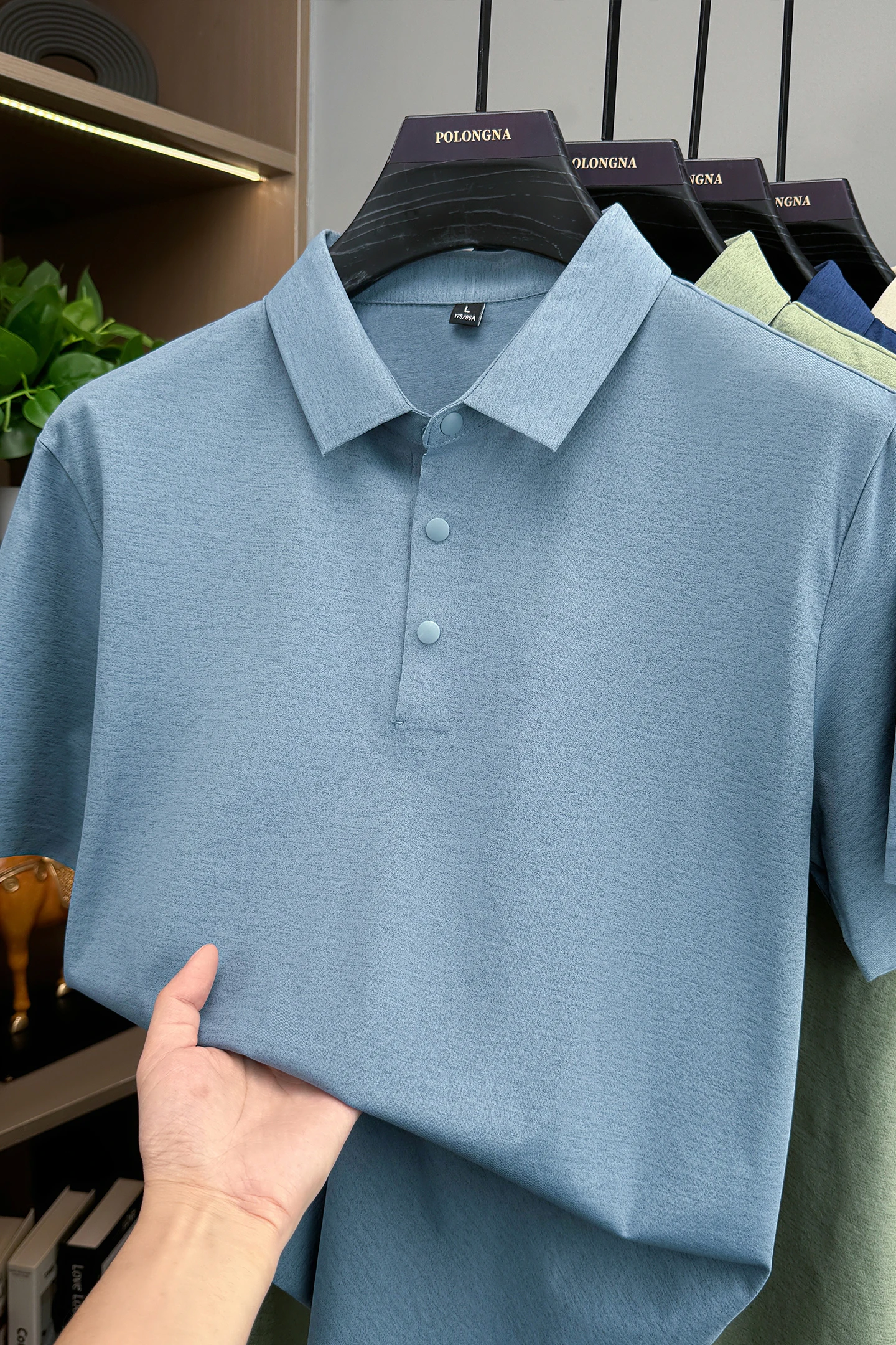 Premium Men's Short-Sleeve Polo Shirt – Wrinkle-Free Business Casual Understated Minimalist Design  Exquisite Craftsmanship