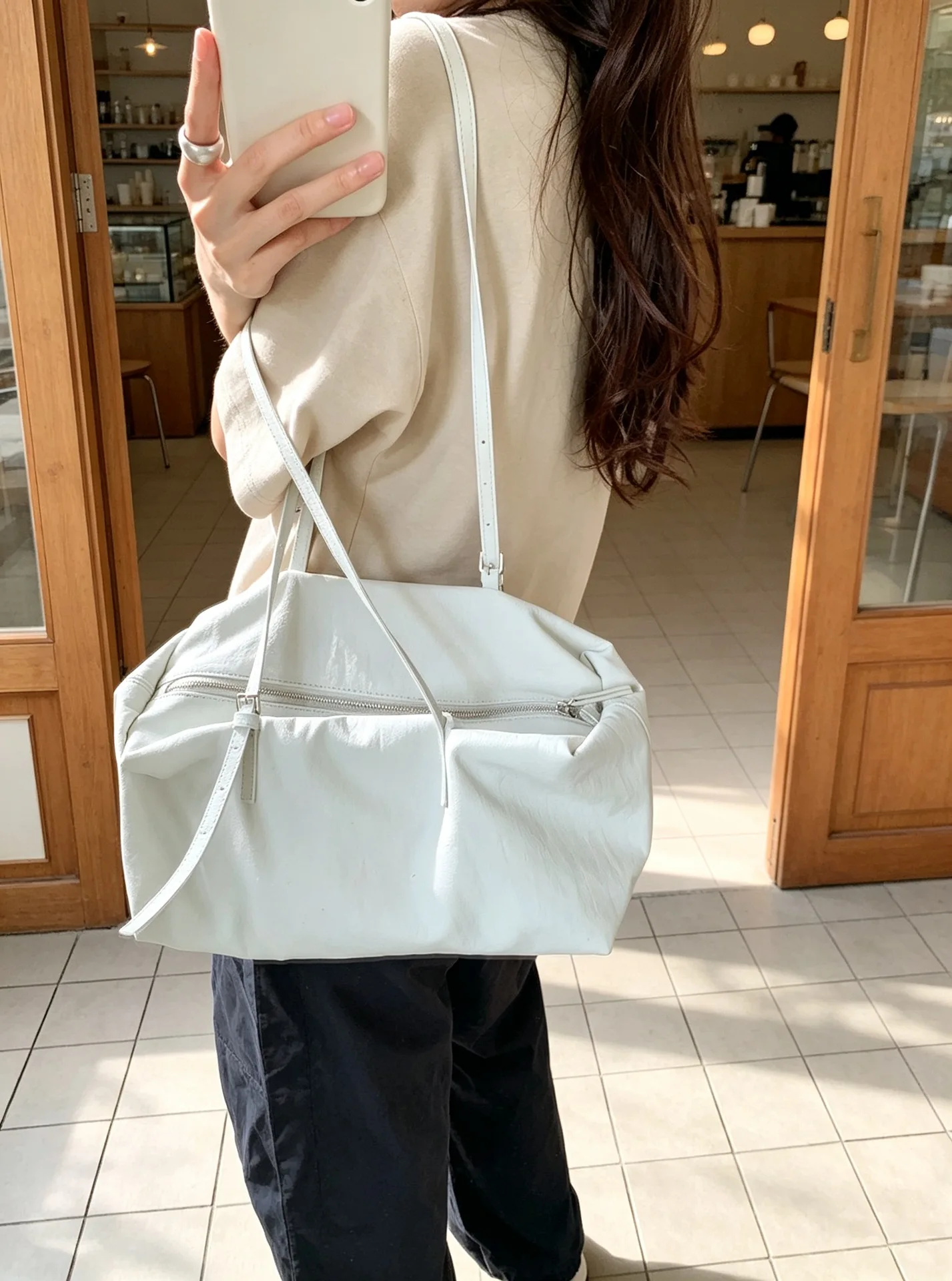 2026 – Neuerscheinung – Große Pendler-Umhängetasche – Minimalistische Mode – Kissen-Stil Damenhandtasche – Leichtgewicht-Nylon – Detail 20