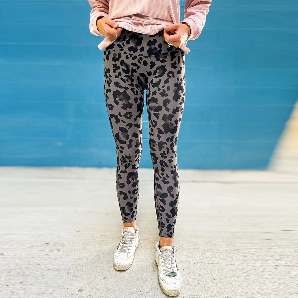 

Spring 2026 New Sle Women's Faion Slim Fit Leopard Print Yoga Pants Tummy Control Warm Sports Tight Bot