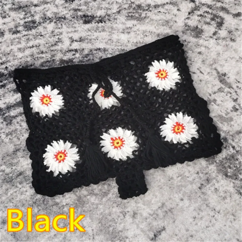 شورت نسائي للتستر مفرغ، شورت كروشيه أنيق بفتحة زهور ورباط جانبي للسباحة على الشاطئ والعطلات والسفر