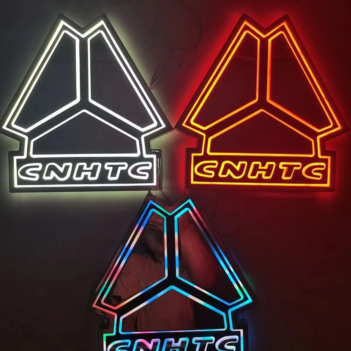 For CNHTC SINOTRUK HOWO 380 375 A7 Front Car Logo Refitting LED Truck Front Panel Large Logo With Light Waterproof Luminous