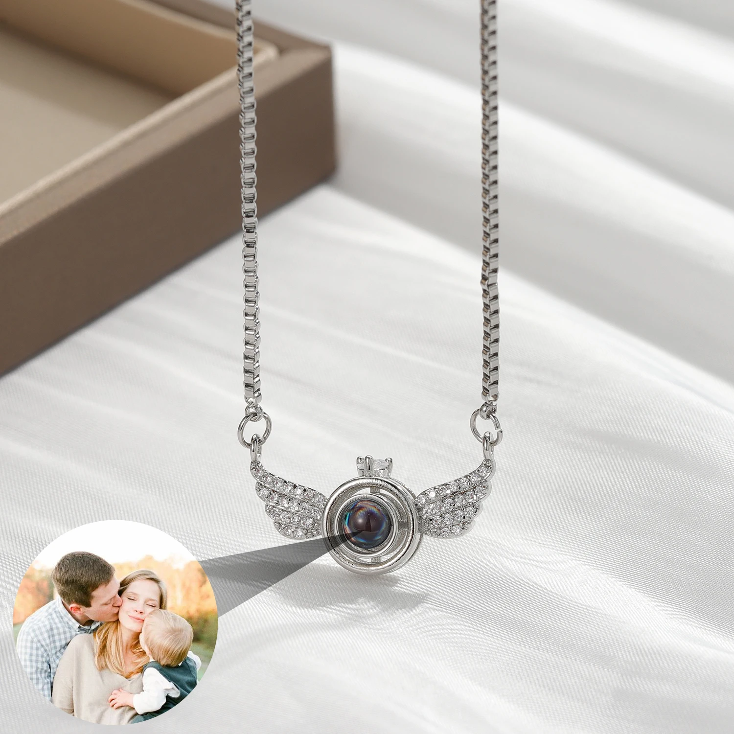 

Personalized Heart Photo Necklace For Women Custom Projection Necklace With Angel Wing Memorial Pendant Jewelry Mother's DayGift