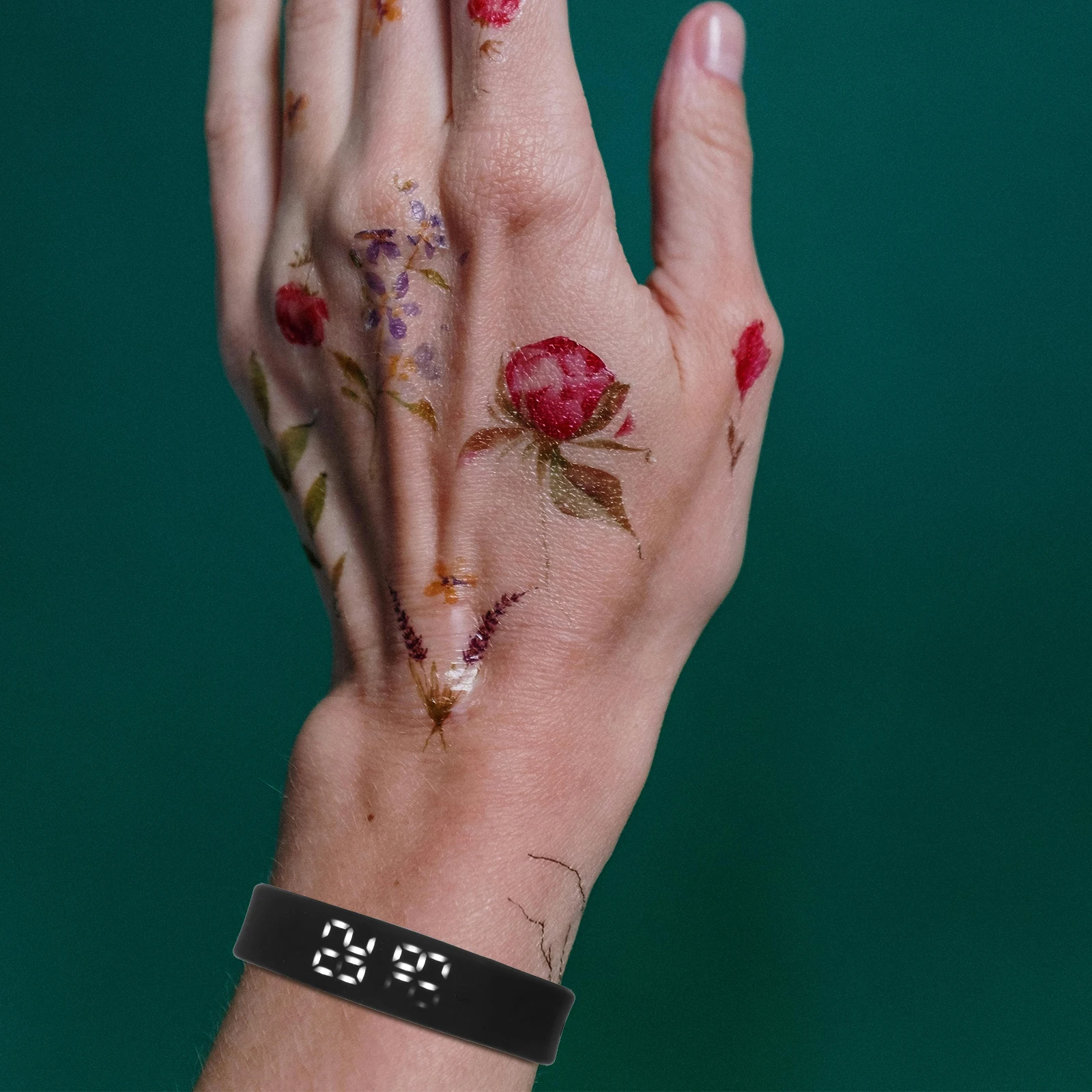 

Smart Wristband Silica Gel LED Display Pedometer Smart Wristband Sleep Monitor Temperature Real Time USB20 Fitness