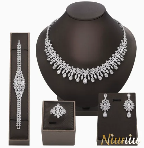 

Новый сверкающий комплект украшений с цирконами и бриллиантами: колье и серьги для невесты, свадебные аксессуары в простом стиле — незаменимые для свадеб.