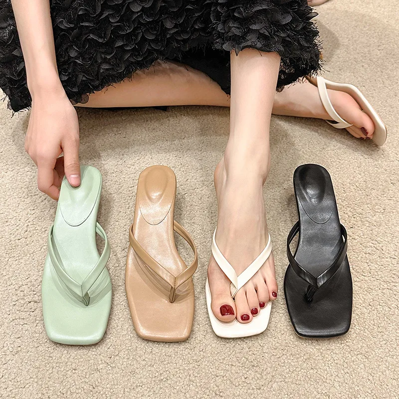 Women's Med Heel Sandals with Narrow Band and Kitten Heel Mules Flip Flops Elegant Pinch Slippers Women Summer Shoes for Women