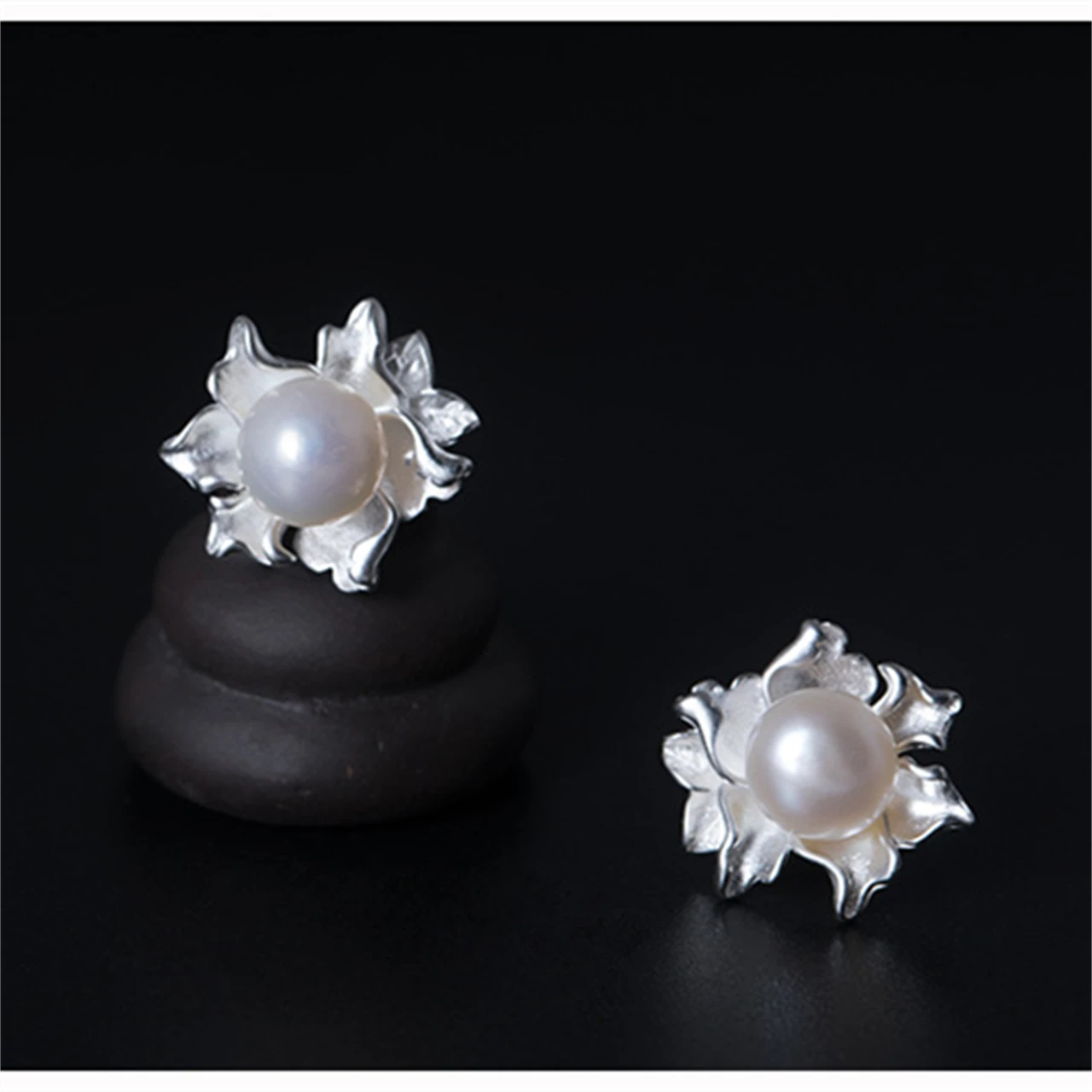 

925 Sterling Silver Flower Earrings Fashion Chinese Style Natural Pearl 7.6mm Women Gifts Young Simple Simple Jewelry Wholesales