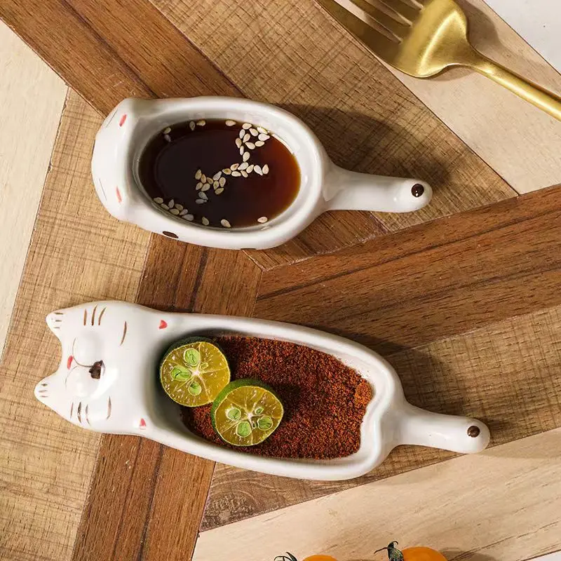 Cute Cat Sauce Dish Ceramics Household Seasoning Dish Creative Tail Chopstick Holder Cartoon Sushi Soy Sauce Seasoning Tray 1pc