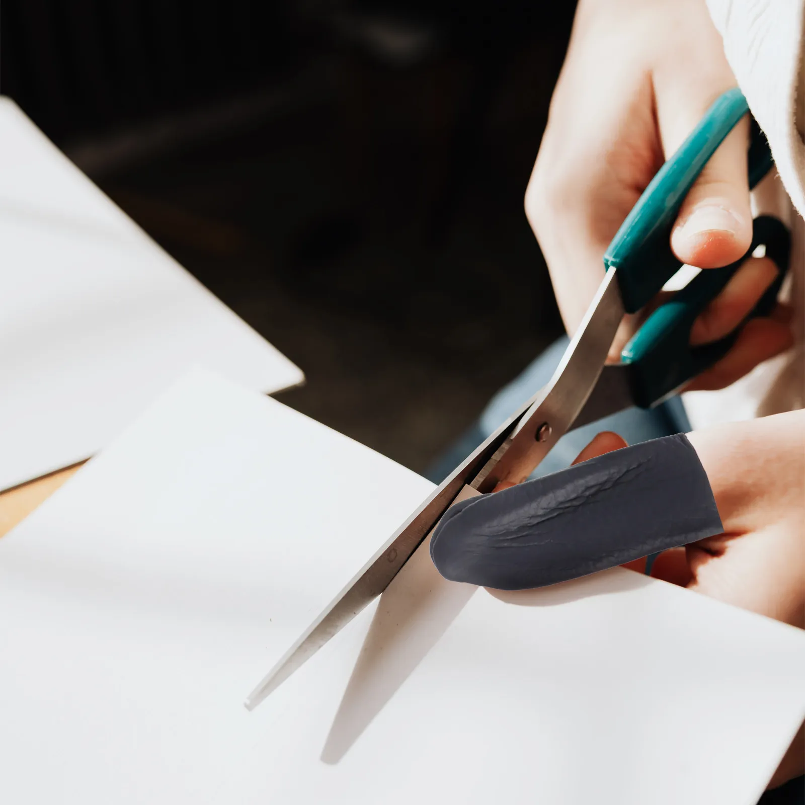 

10Pcs Finger Protection Covers Soft Breathable Finger Cots Wounds Calluses Durable Reusable Portable