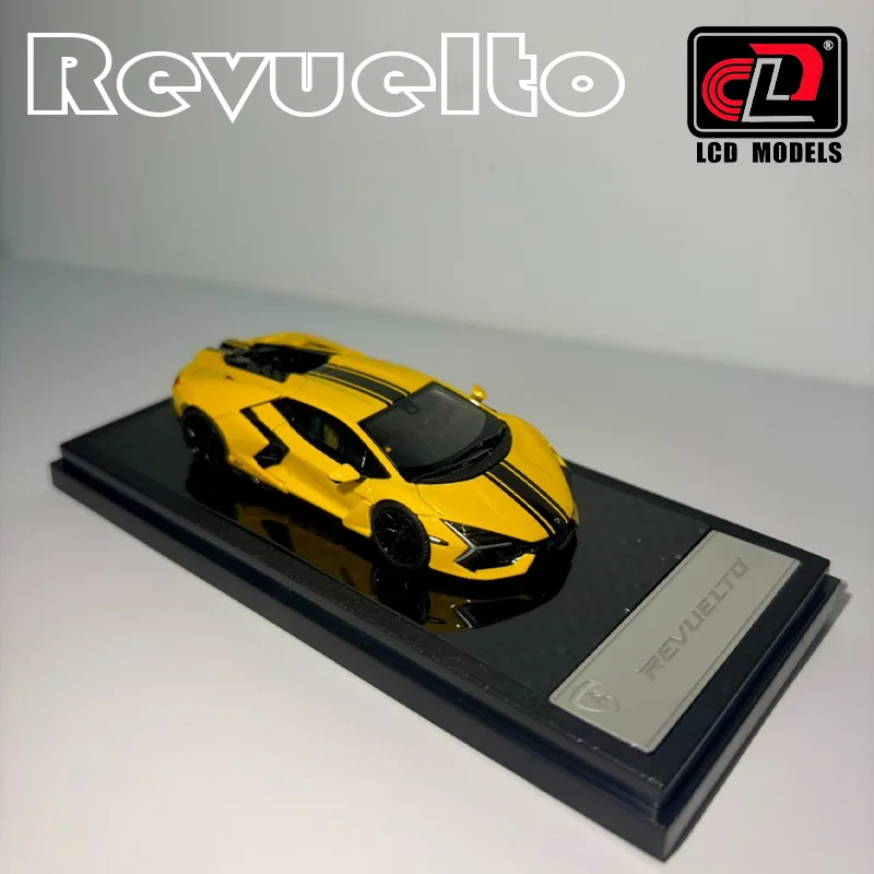 1/64 LCD Revuelto Amarillo Cool Car Show 2026 Nueva Llegada Disponible Ahora Coche de Juguete de Aleación Fundida a Presión Regalo de Festival Edición Coleccionable