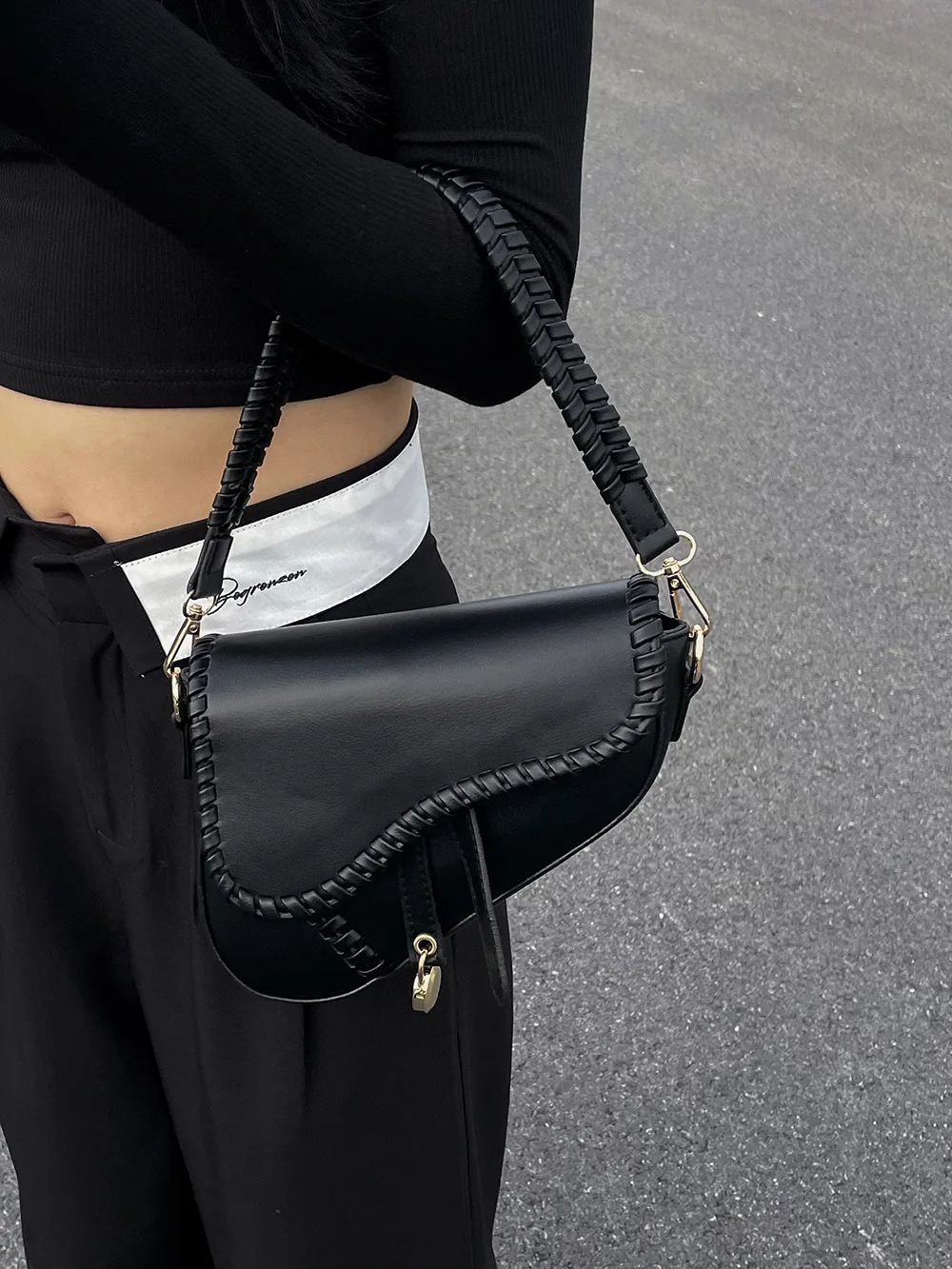 Niche Black Underarm Saddle Bag Female Handheld Diagonal Cross Bag Ny Kawaii Mini Purse Gg Designer Bags In Luxury Handbags