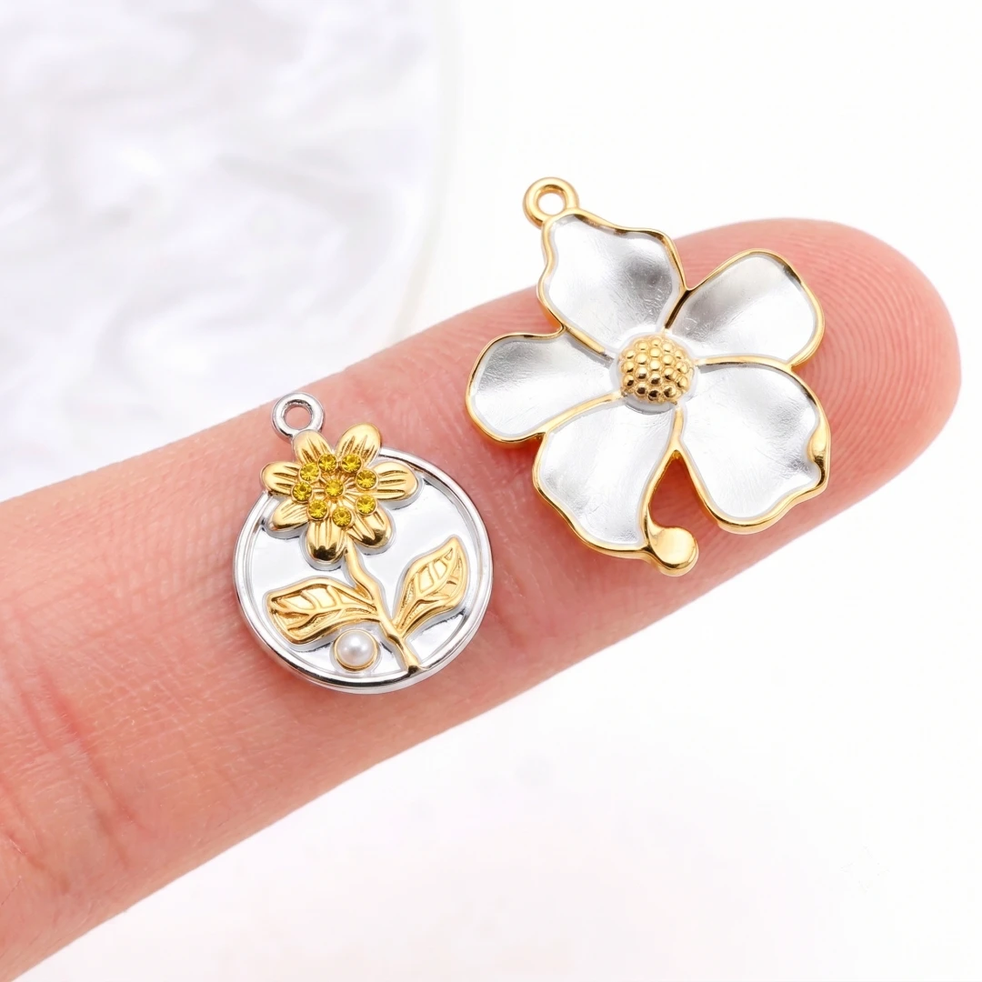 2 Stück PVD-Gold Edelstahl Blumen- und Schmetterlingsanhänger mit Emaille für DIY Vintage Armband, Ohrringe, Halskette, Schmuckherstellung – Detail 2
