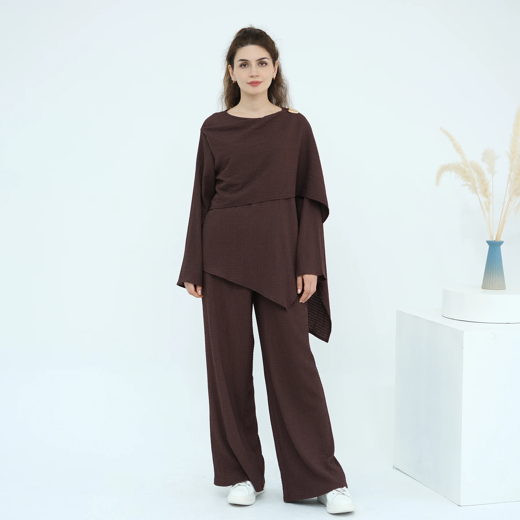 Crinkled Co-ord Muslim Women Matching Set-Asymmetrical Draped Cape Overlay Top with Brooch Pin, Wide-Leg Pants. Islam Clothing