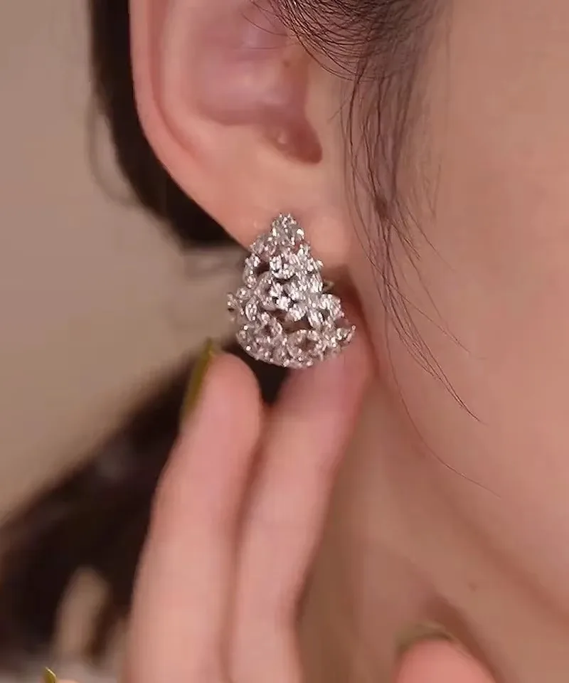 Minar Fantasy Bling CZ Cubic Zircon Flower Earring for Women Femme Silver Color Alloy Hollow Floral Hoop Earrings Brincos 2026