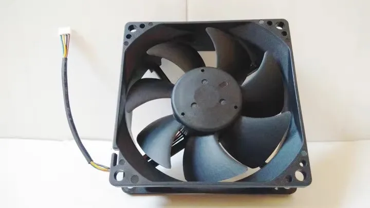 Free shipping original 8025 AUB0812H DC12V 0.30A four wire 8CM projector cooling fan