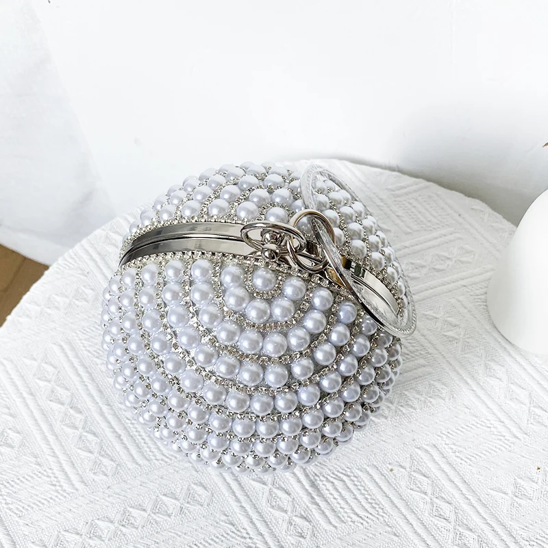 女性のための豪華なパールボールハンドバッグ,きらびやかなクリスタルのラインストーン,丸いイブニングハンドバッグ,きらびやかなシルバーのパーティー財布,トップファッション