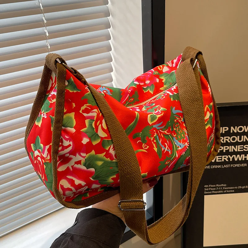 

Cute Makeup Bag Women Accessories Versatile Large Flower Canvas Casual Shoulder Wide Shoulder Cross Shoulder Girl Gift Wholesale