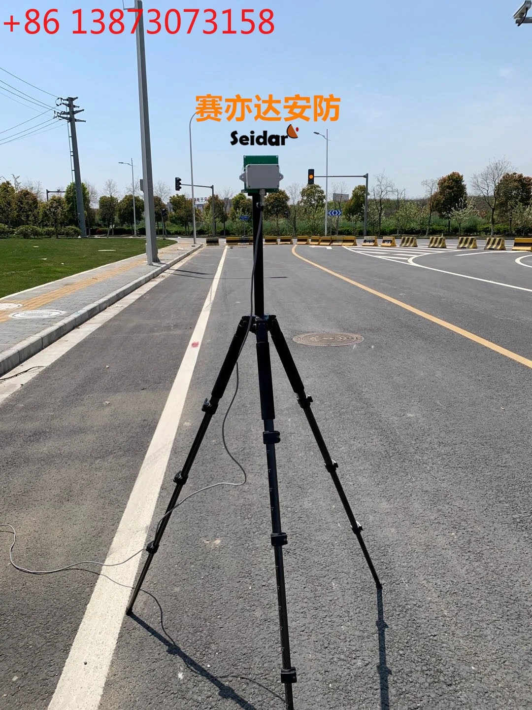 Фото Радарный модуль для измерения скорости 24G с миллиметроволновым датчиком, для дорожного движения на скоростных трассах, с байонетным креплением, для мобильного измерения скорости, с функцией обратной связи