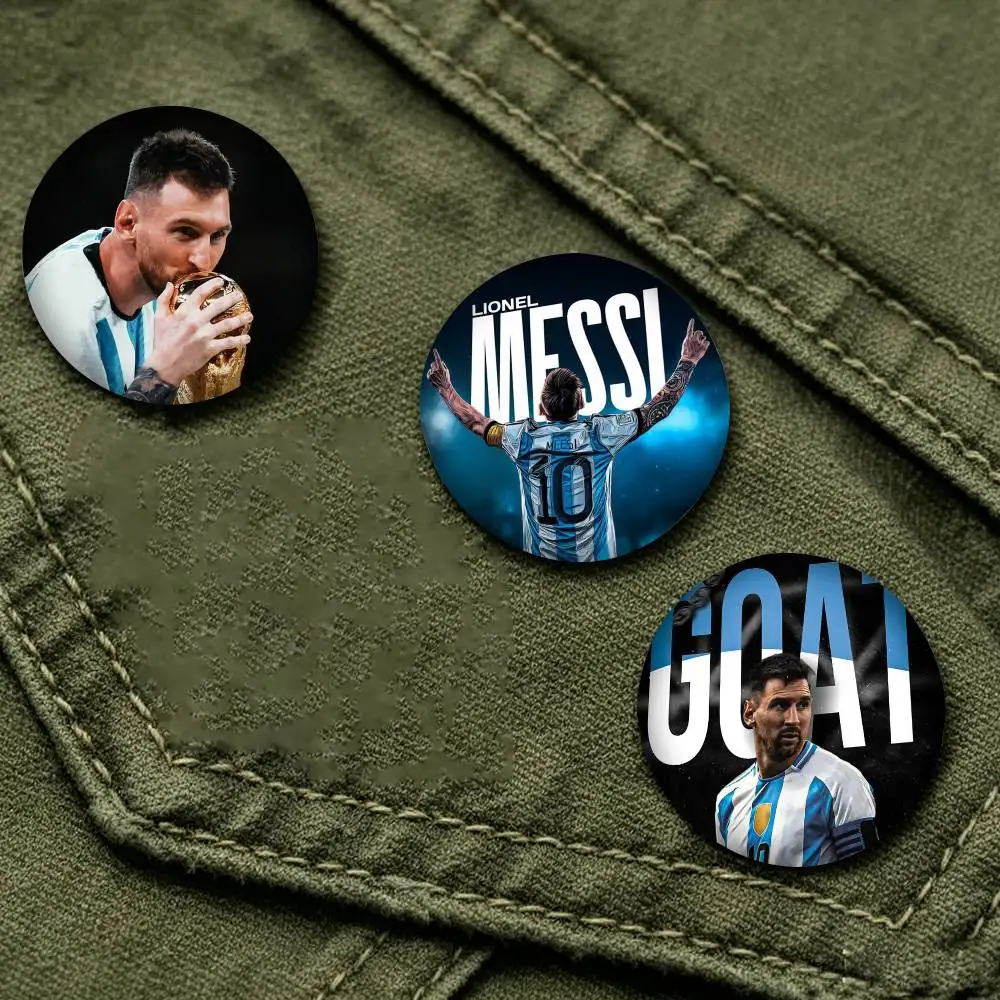 Basketball Legend L-Leo Messi-10 25 32 44 58 75mm Badges Personalized Round Brooches Pins Accessory Gift