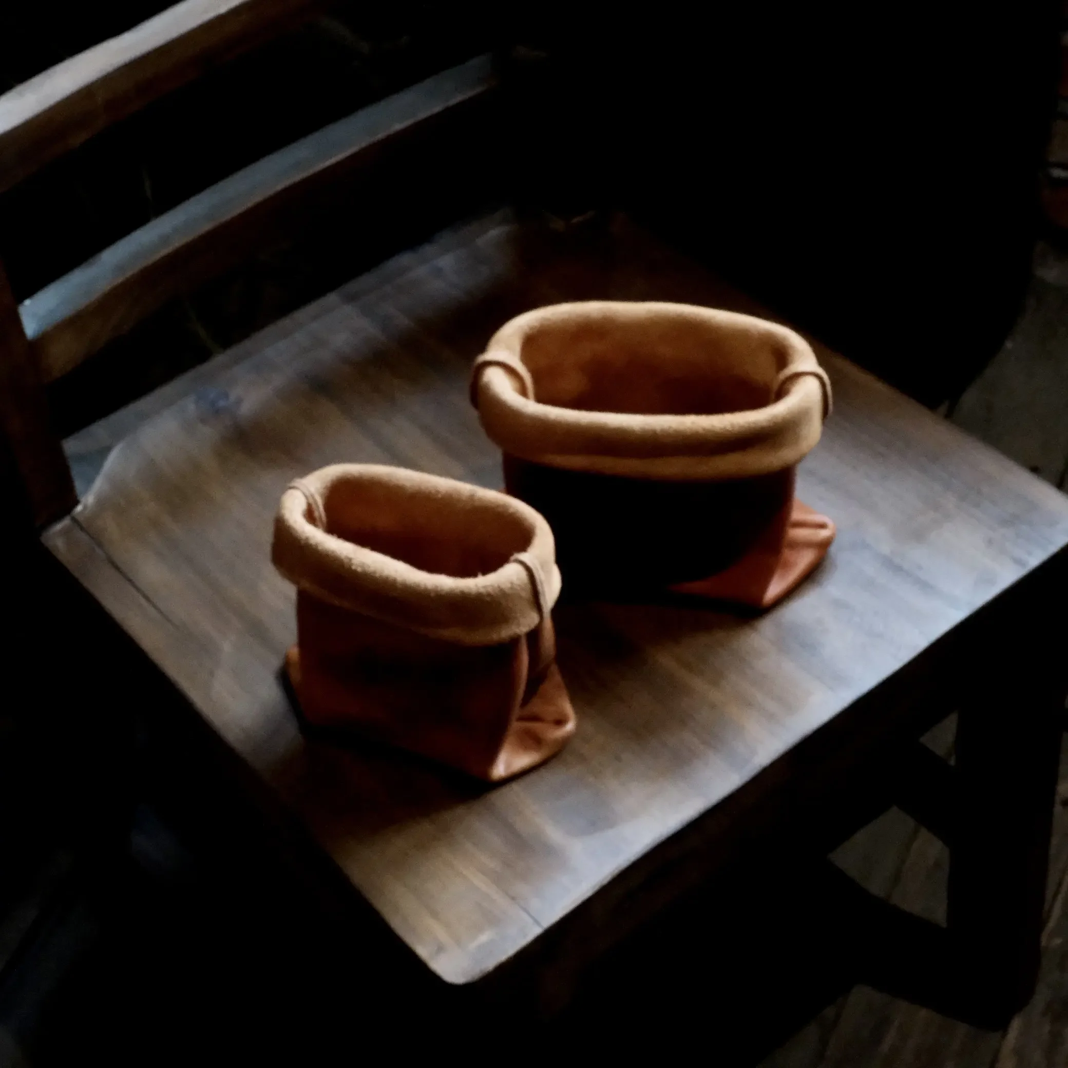 2.6mm + handmade old super thick vegetable tanned first layer cowhide, handmade by artisans, bracelet storage bucket