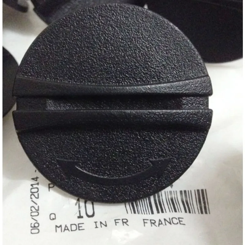 France Genuine for Peugeot 307 206 207 for Citroen C-Quatre C-Triomphe Interior Carpet Snap Knob