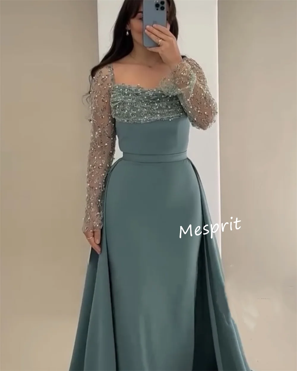 فساتين طويلة أنيقة مخصصة مطرزة بطيات مستقيمة ورقبة مربعة مناسبة مخصصة للمشاهير أزياء رائعة #3