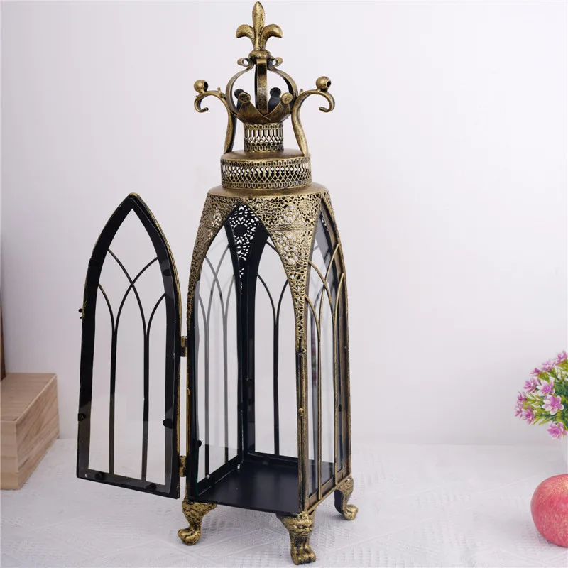 

European-style Moroccan retro wrought iron glass hollow wind lamp