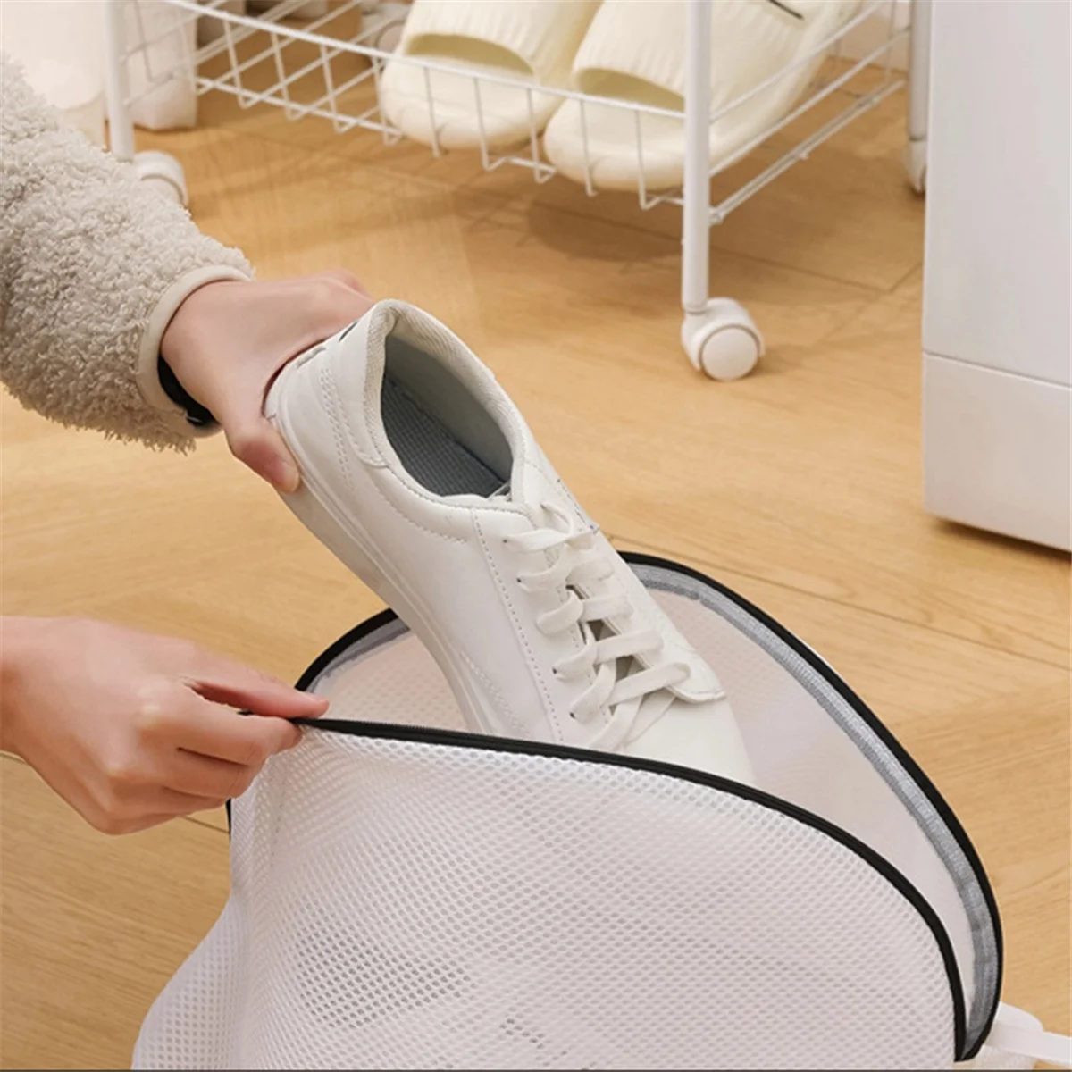 AT13 2 PCS Shoes Wash Bags, Premium Laundry Bag for Shoes/Sneakers for Washing Machine with Zipper