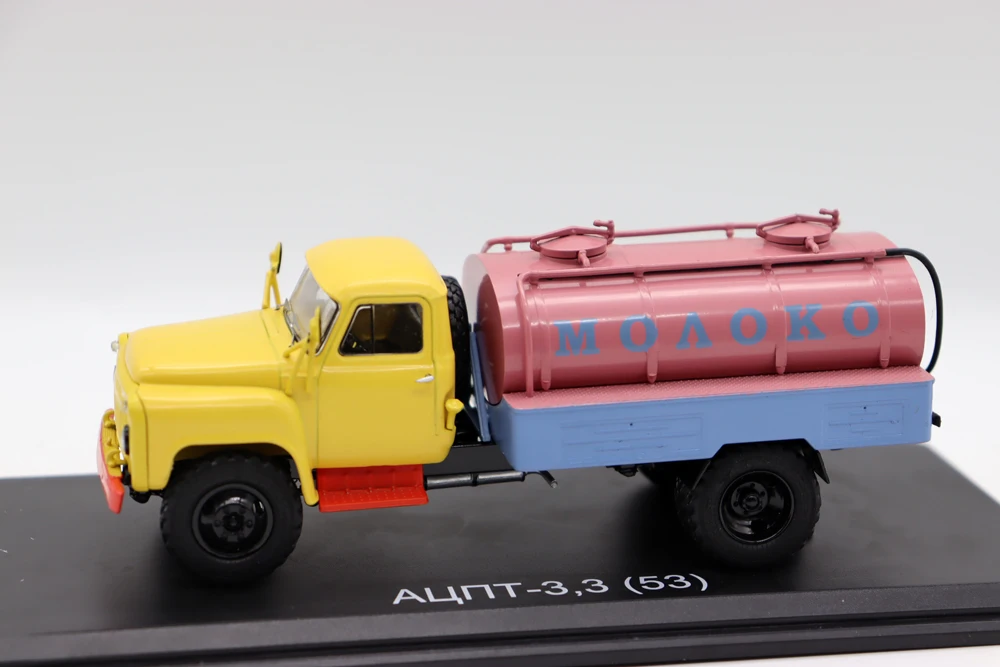 SSM 1/43 Scale 1:43 ACPT-3,3 GAZ-53 Milk TRUCK USSR Cars Diecast Models for collection