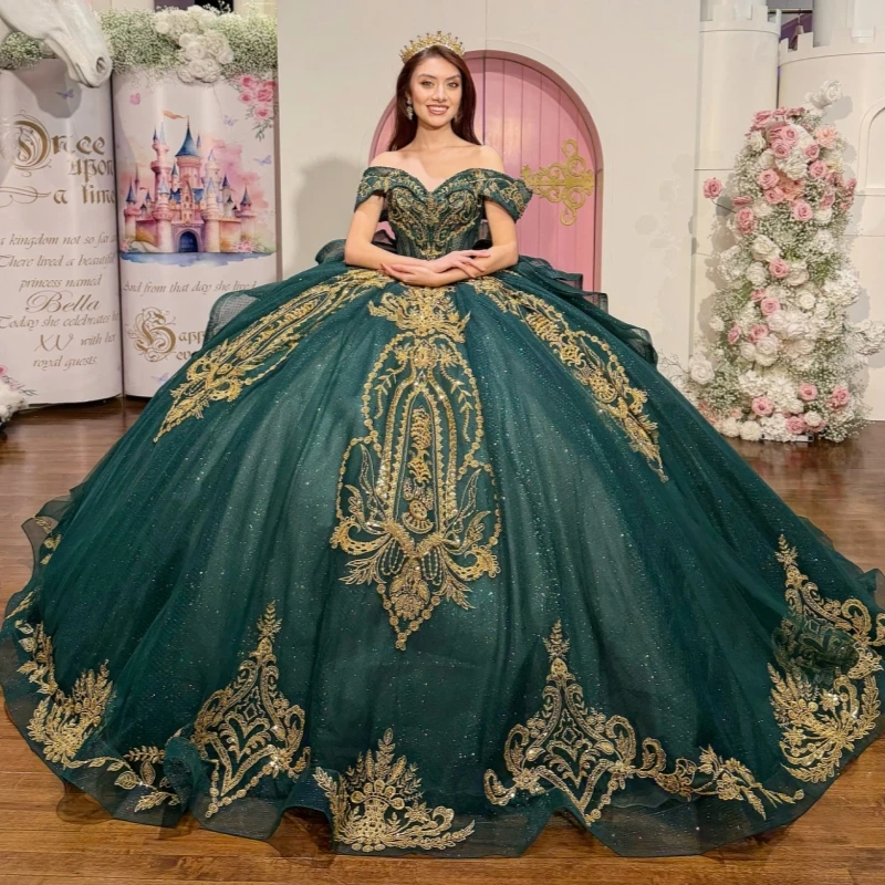 

Dark Green Shiny Quinceanera Dresses Off The Shoulder Gold Applique Lace Beading Crystal Tull Party Birthday Sweet 16 Dress