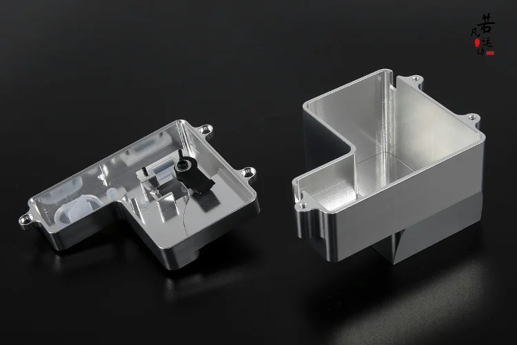 The RUFAN BAHA remote control car symmetrical steering CNC metal equipment box is suitable for the entire BAJA series including
