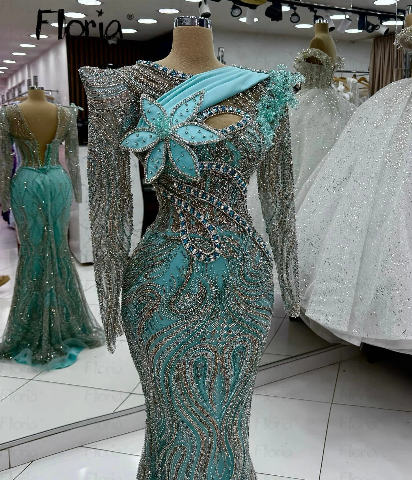 

Small O Neck Long Sleeve Mint Green Prom Dress Beade Lace Customized Wedding Guest Gowns Luxury 2025 Celebrity Night Dresses