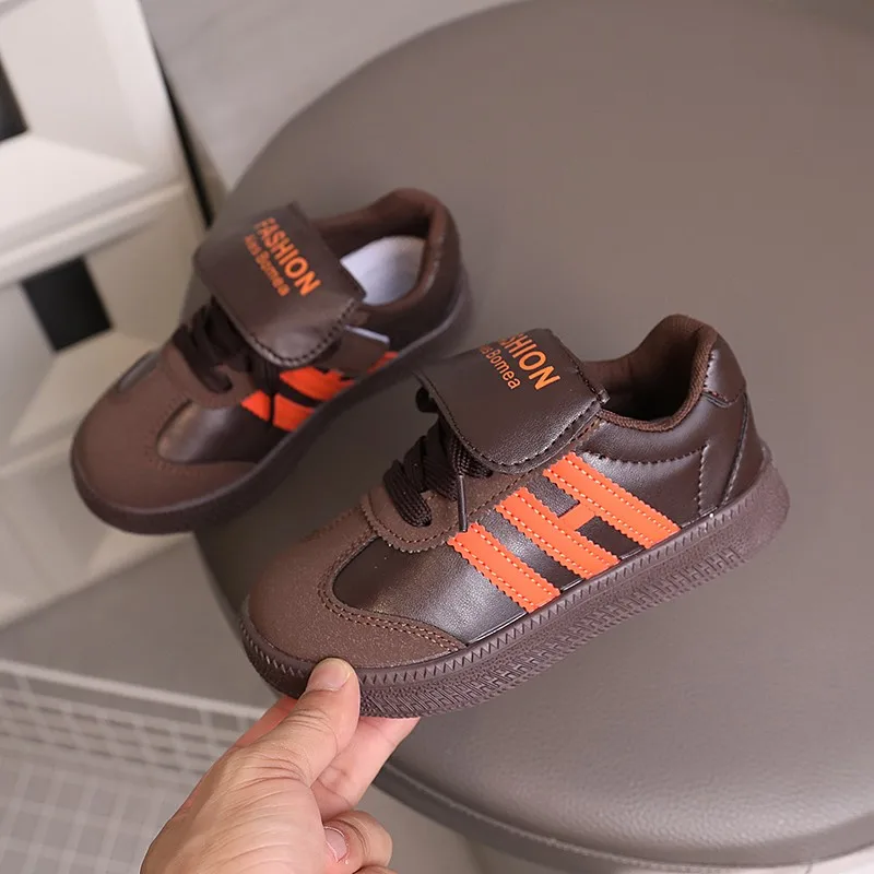 Scarpe sportive Casual per ragazzi scarpe da corsa per bambini scarpe da ginnastica per bambini di moda classica retrò morbide e traspiranti
