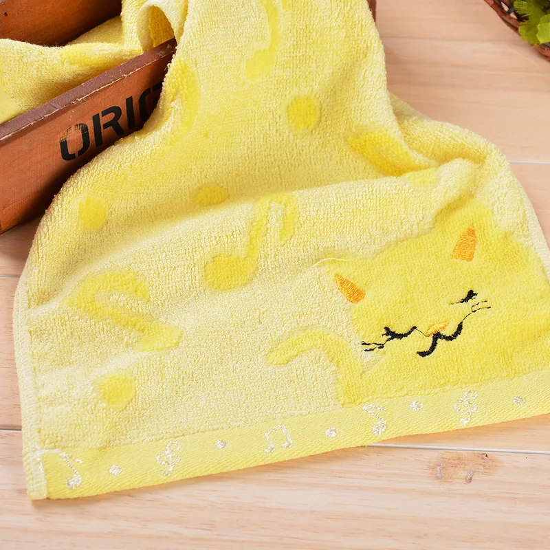 1pcs Children Towels Comfortable Bamboo Fiber  Super Soft Kids Cute Kittens Strong Water Absorbing High End Towel High Quality